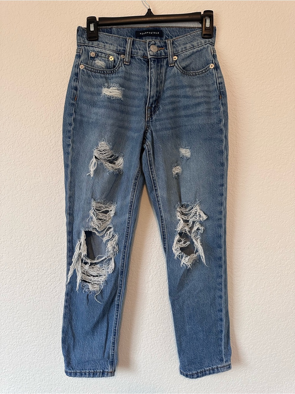 Aeropostale Women's Light Blue Distressed Mom Jeans